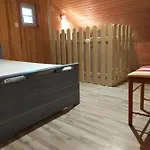 펜션 Maison De La Fontaine Verte Proche Albi- Rodez-